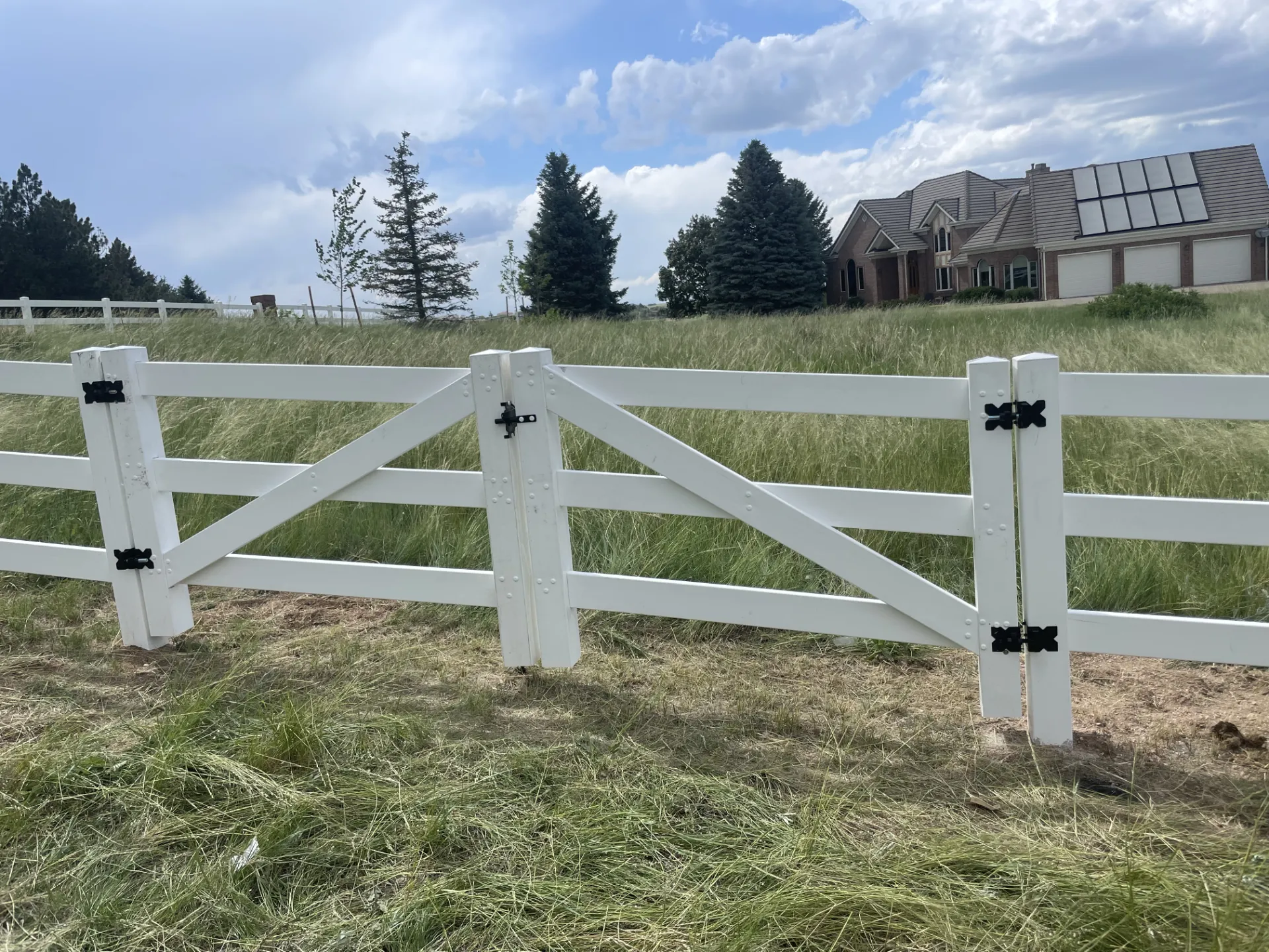 Complete Fencing Services from Experienced Fence Contractors