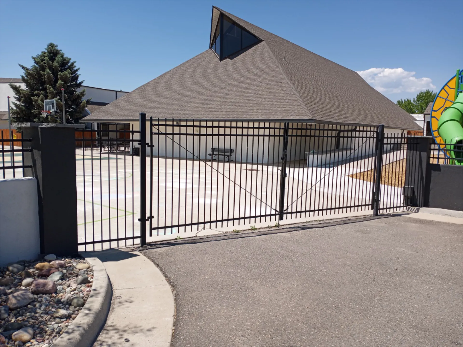 Fence Contractors in Johnstown CO | Thompson River Ranch, Pioneer Ridge, Parish Heights, Stroh Farms